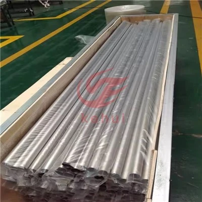 Titanium seamless pipe